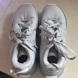 LeBron Witness VII basketball sneaker